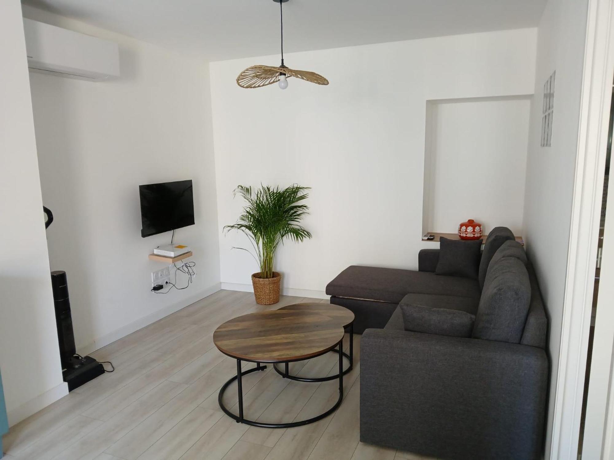 Ferienwohnung L Exotique Marlieux Exterior foto
